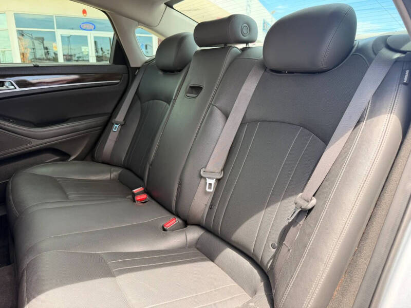 2018 Genesis G80