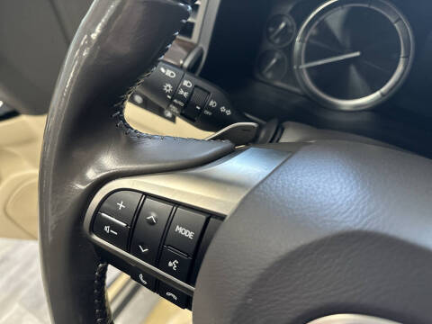 2018 Lexus LX 570 Two-Row