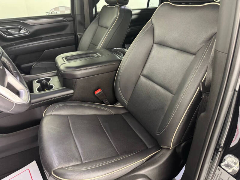 2022 GMC Yukon XL SLT