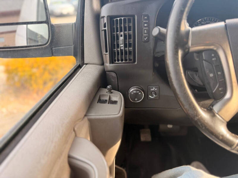 2018 Chevrolet Express 2500