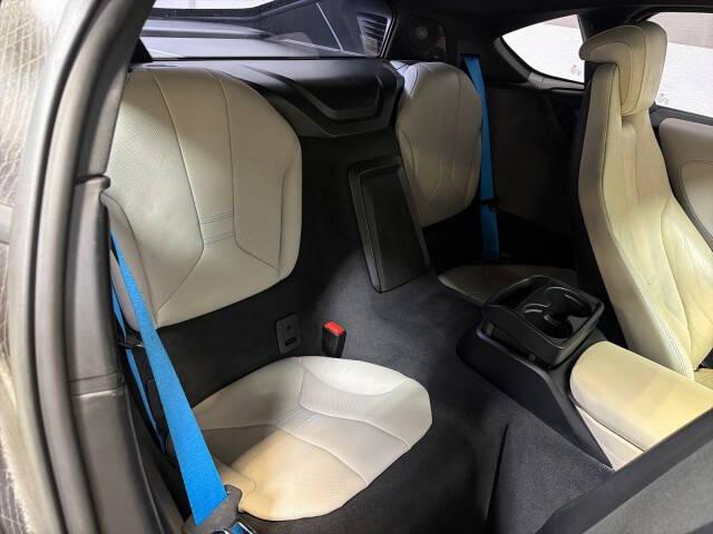 2015 BMW i8