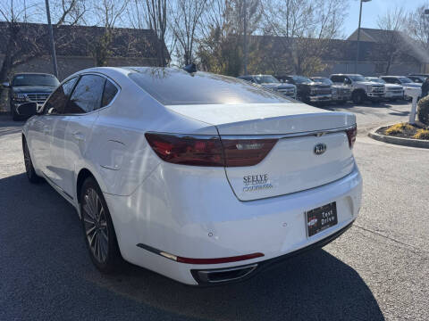 2017 Kia Cadenza Premium