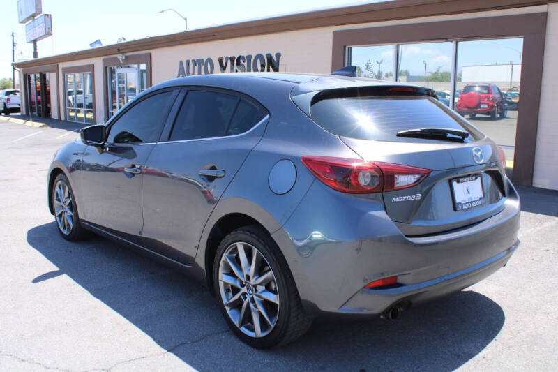 2018 Mazda MAZDA3 Grand Touring