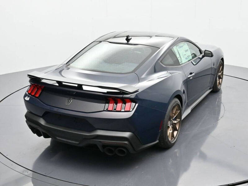 2025 Ford Mustang Dark Horse