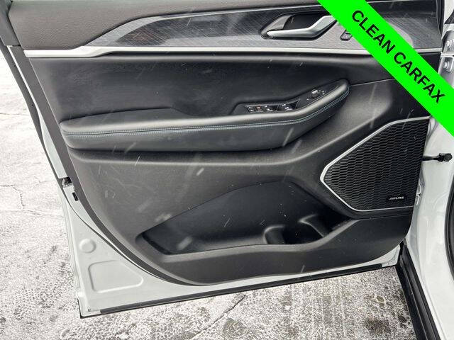 2022 Jeep Grand Cherokee Trailhawk 4xe