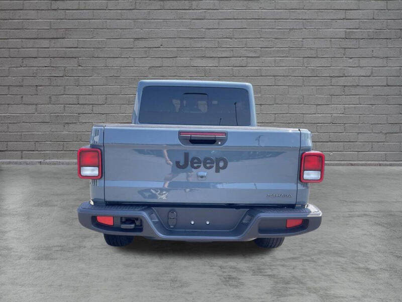 2026 Jeep Gladiator Sahara