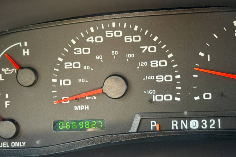 2005 Ford Excursion XLT