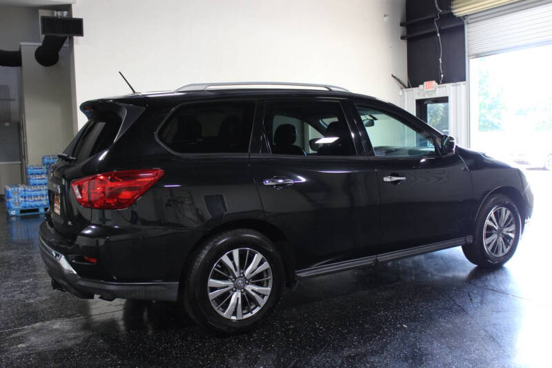 2018 Nissan Pathfinder