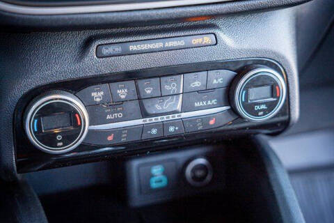 2021 Ford Escape Hybrid SE