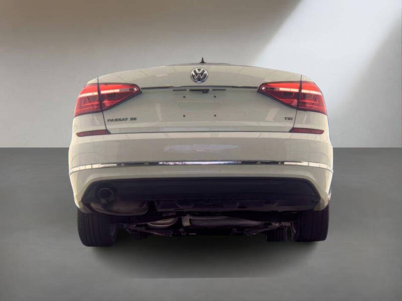 2016 Volkswagen Passat