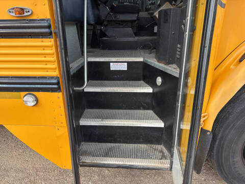 2003 Freightliner FS65 Chassis