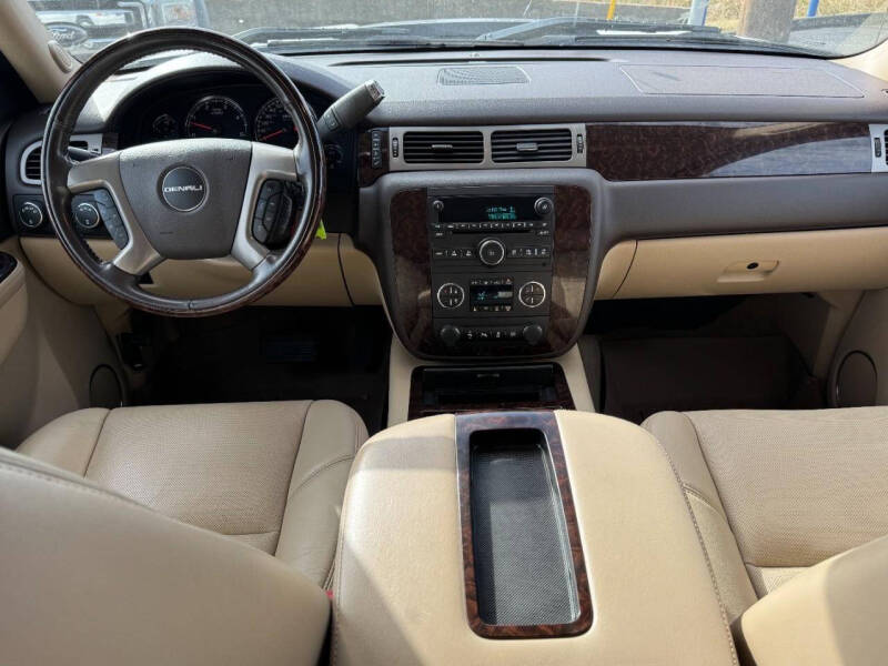 2014 GMC Sierra 3500HD Denali