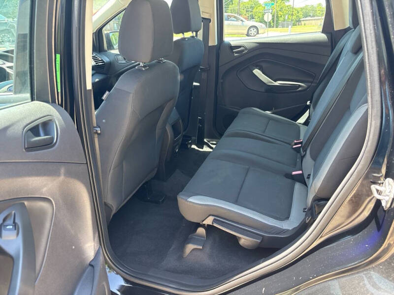 2016 Ford Escape S