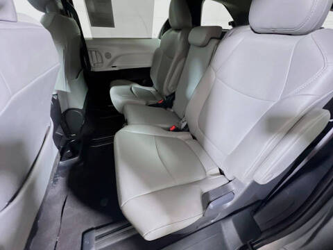 2025 Toyota Sienna