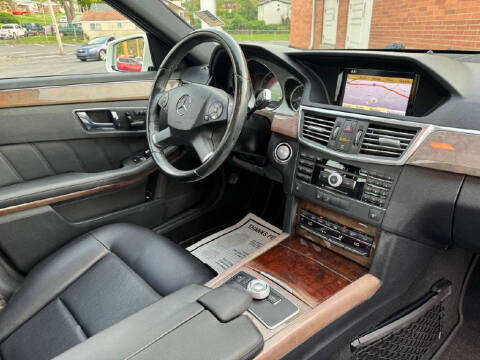 2010 Mercedes-Benz E-Class