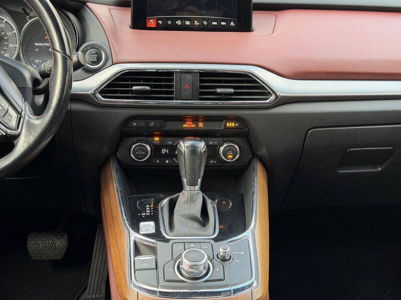 2018 Mazda CX-9 Signature