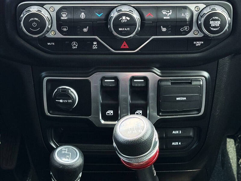 2022 Jeep Wrangler Willys