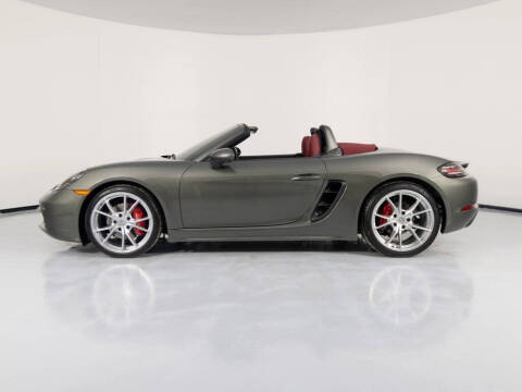 2024 Porsche 718 Boxster S