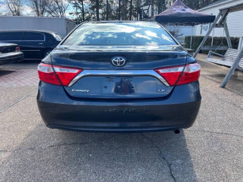 2017 Toyota Camry LE