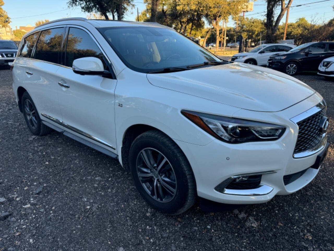 2017 INFINITI QX60 for sale at AUSTIN PREMIER AUTO in Austin, TX