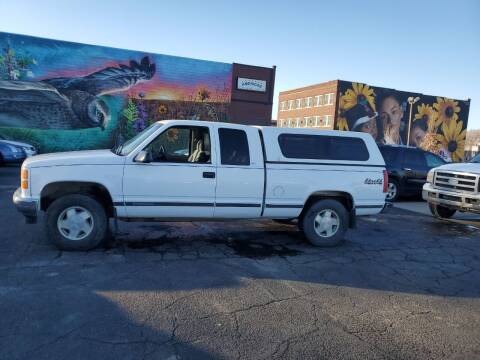 1998 GMC Sierra 1500 for sale at RIVERSIDE AUTO SALES in Sioux City IA