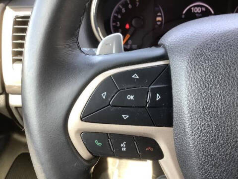 2017 Jeep Grand Cherokee Laredo