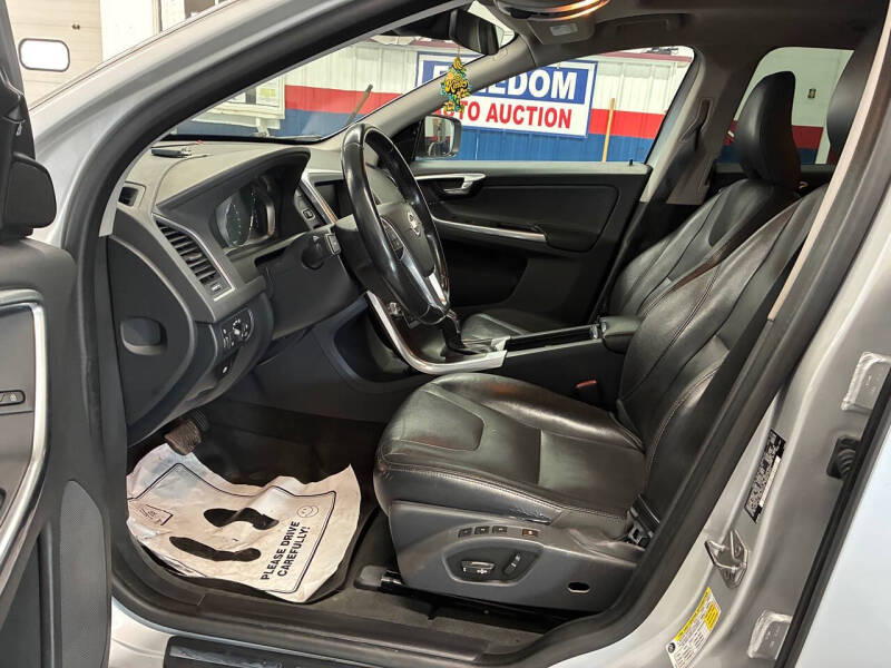 2015 Volvo XC60 T5 Premier