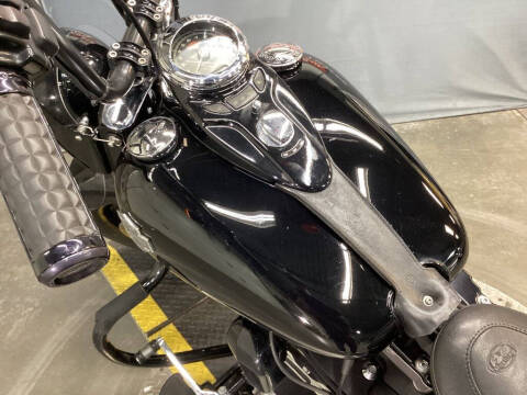 2013 Harley-Davidson® FLS - Softail® Slim™