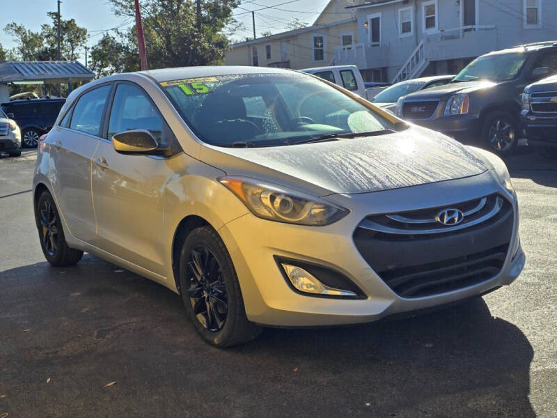 2015 Hyundai Elantra GT Base photo 4