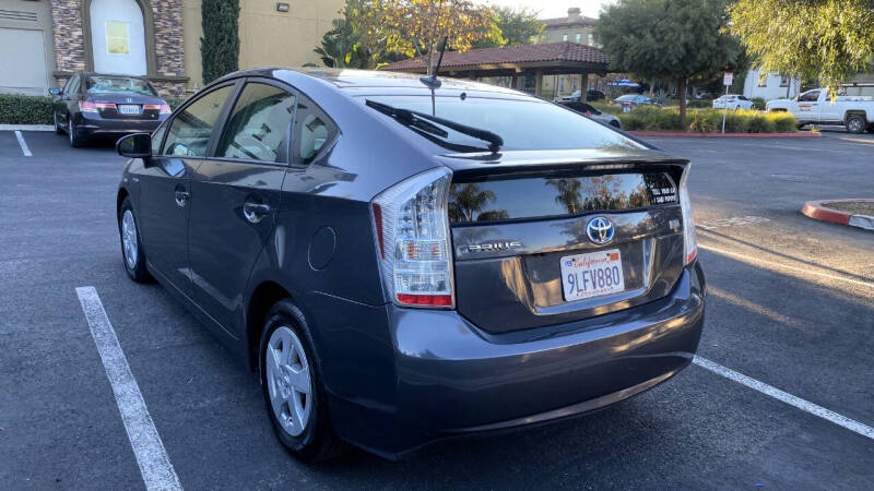 2010 Toyota Prius IV