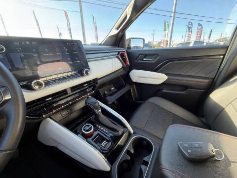 2023 GMC Canyon AT4X