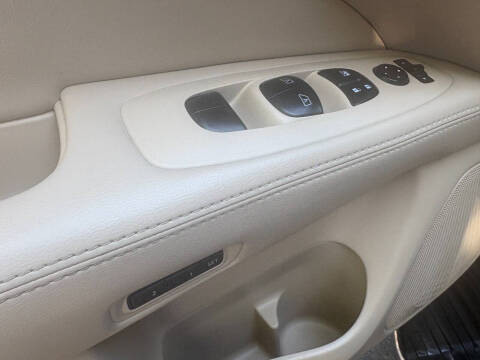 2015 Nissan Pathfinder SL