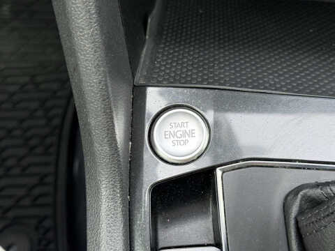 2018 Volkswagen Tiguan 2.0T SEL Premium