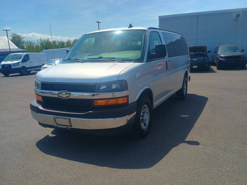 2017 Chevrolet Express LS 2500