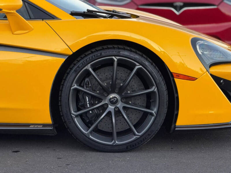 2016 McLaren 570S