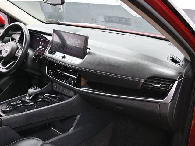 2024 Nissan Rogue SL