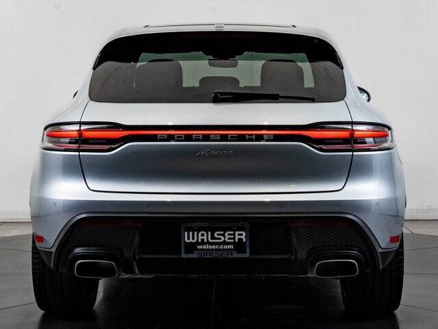 2025 Porsche Macan