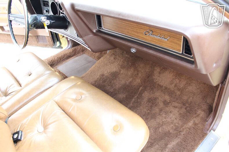 1972 Ford Thunderbird