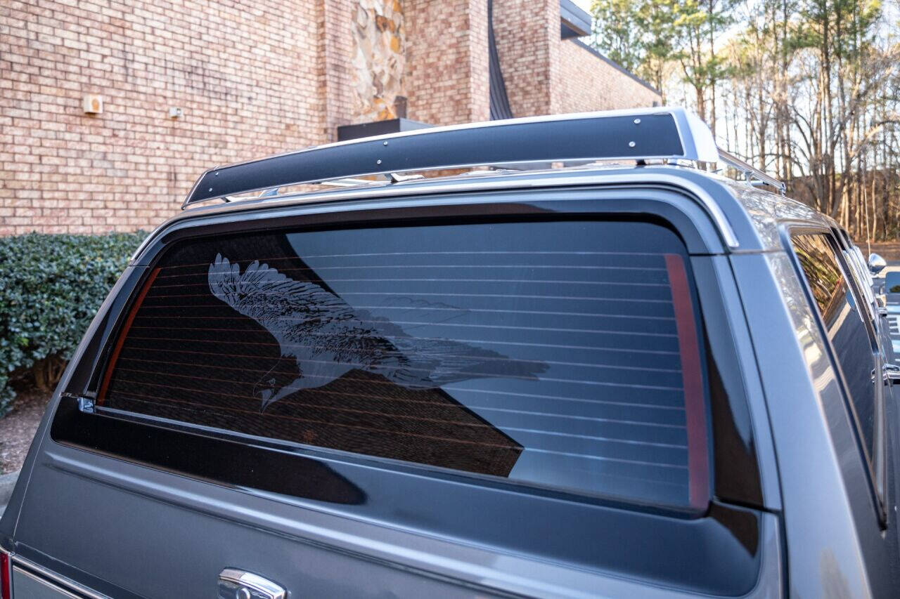 1988 Chevrolet Suburban 17