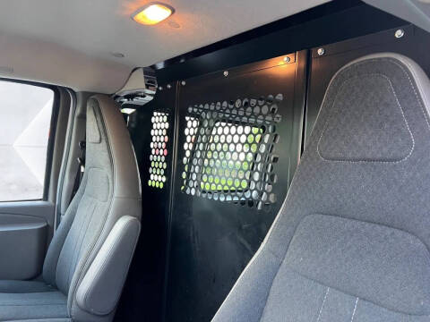 2021 GMC Savana 2500