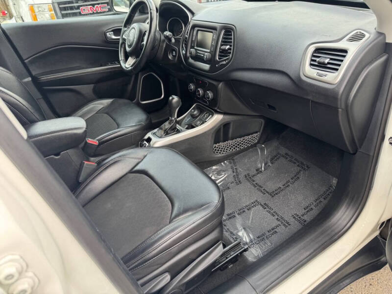 2017 Jeep Compass Latitude