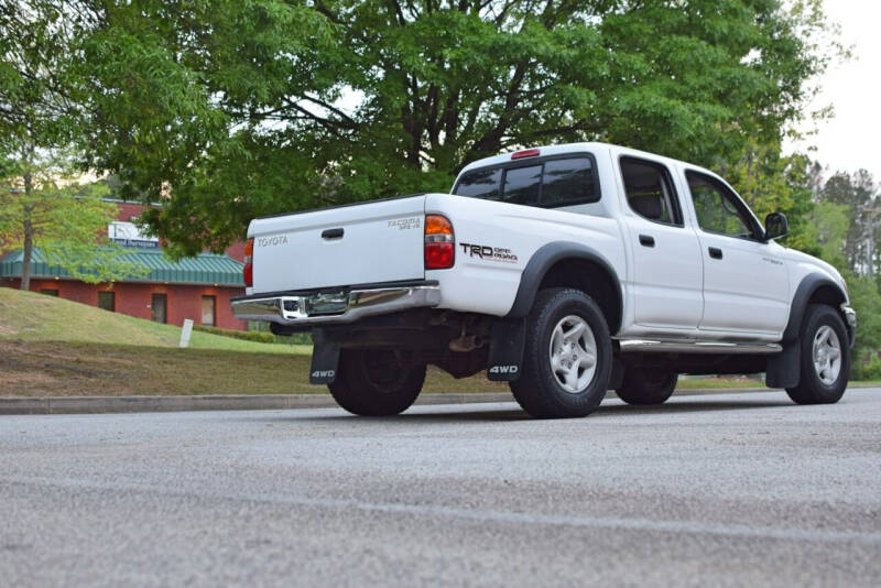 2003 Toyota Tacoma Base photo 15