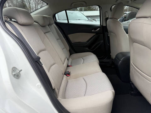 2016 Mazda MAZDA3 i Sport