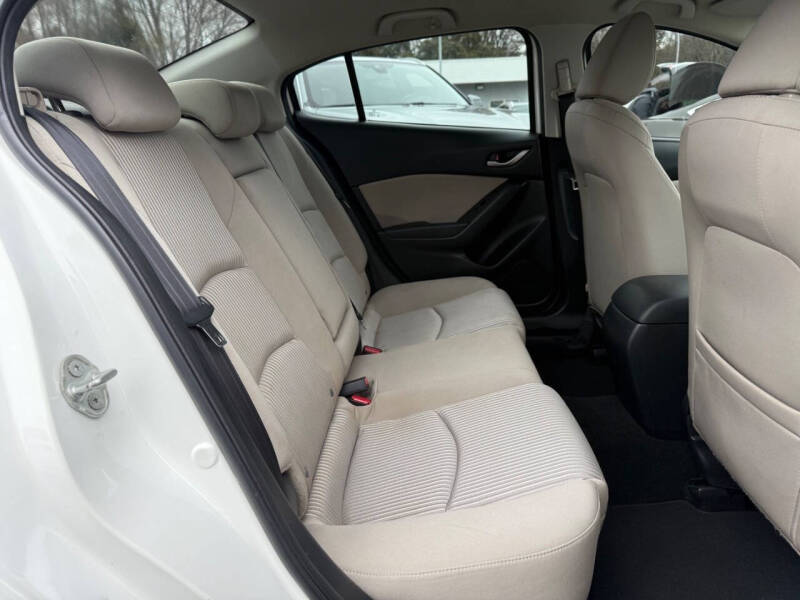 2016 Mazda MAZDA3 i Sport