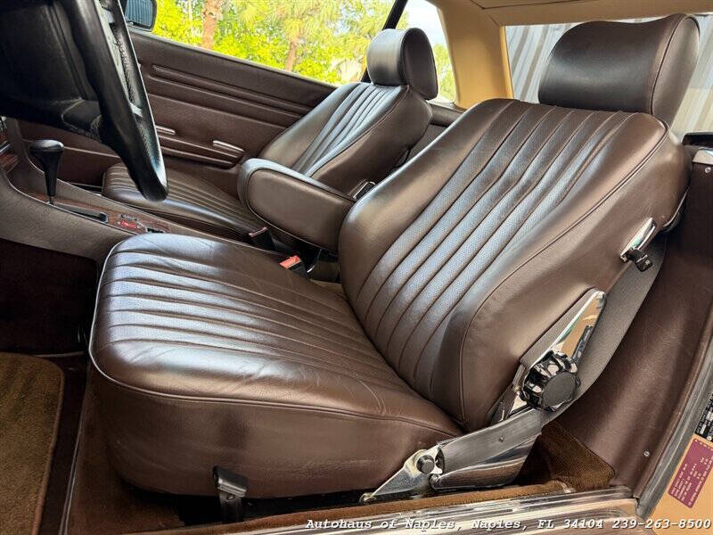 1988 Mercedes-Benz 560-Class 560 SL