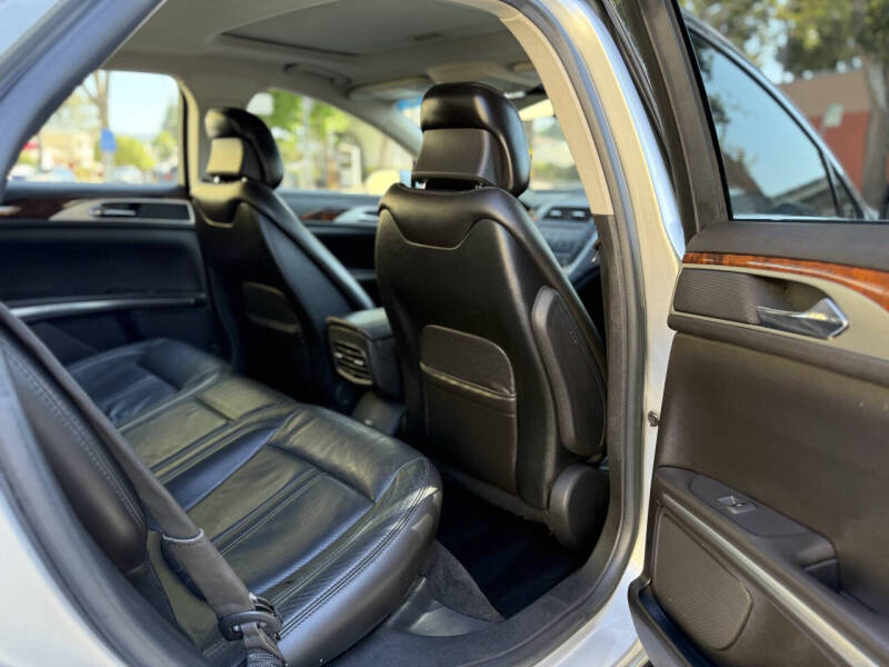 2014 Lincoln MKZ
