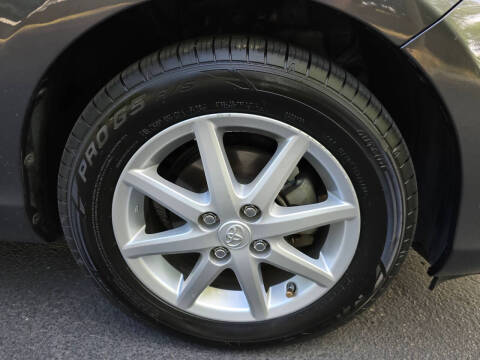 2016 Toyota Prius c One