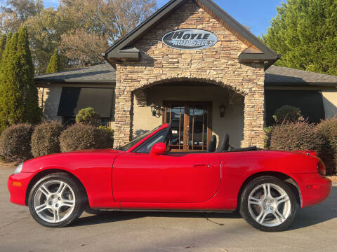 2004 Mazda MX-5 Miata for sale at Hoyle Auto Sales in Taylorsville NC