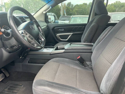 2015 Nissan Armada SV