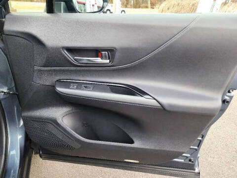 2024 Toyota Venza LE